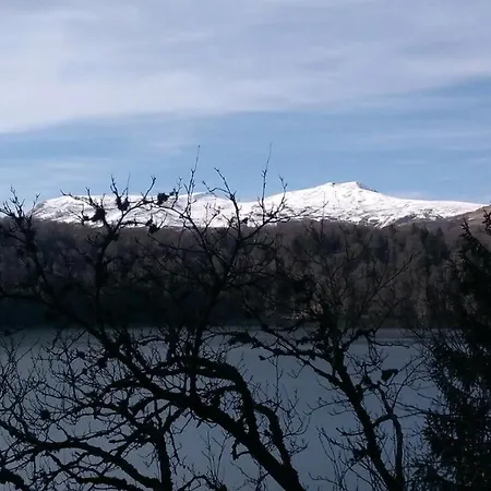 Le Clos Des Arvernes Сasa de vacaciones *