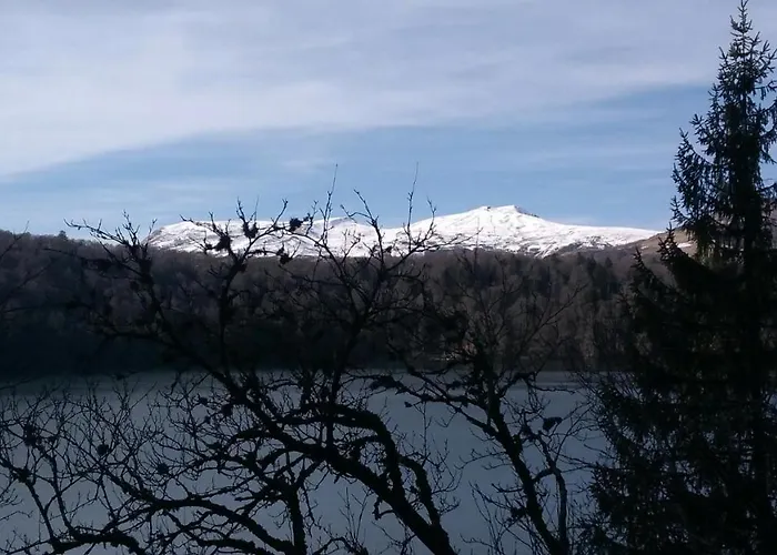 Le Clos Des Arvernes Сasa de vacaciones *